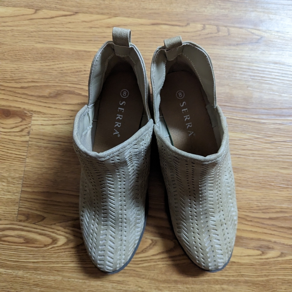 Ankle Boots - Picture 2 of 4